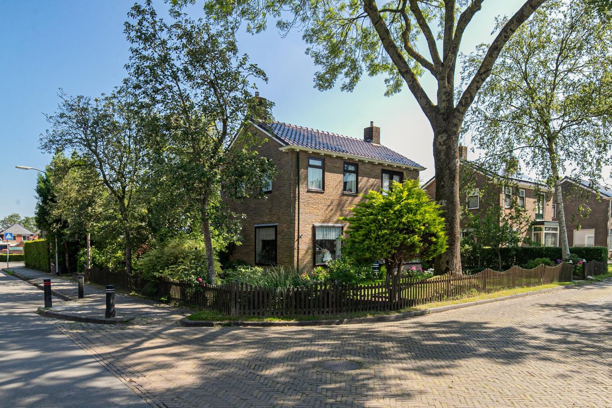 Te koop: Foto Woonhuis aan de Aykema Burchtstraat 11 in Grijpskerk