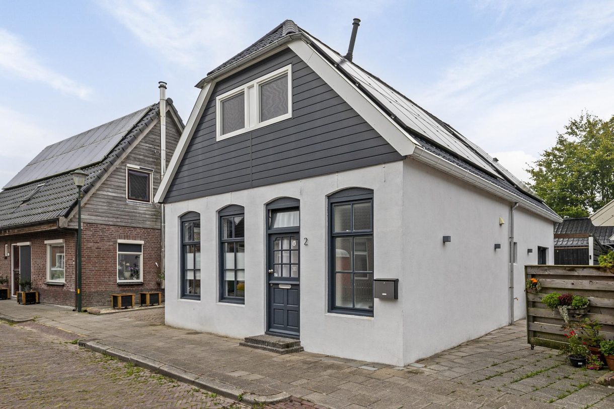 Te koop: Foto Woonhuis aan de Oude Haven 2 in Niezijl