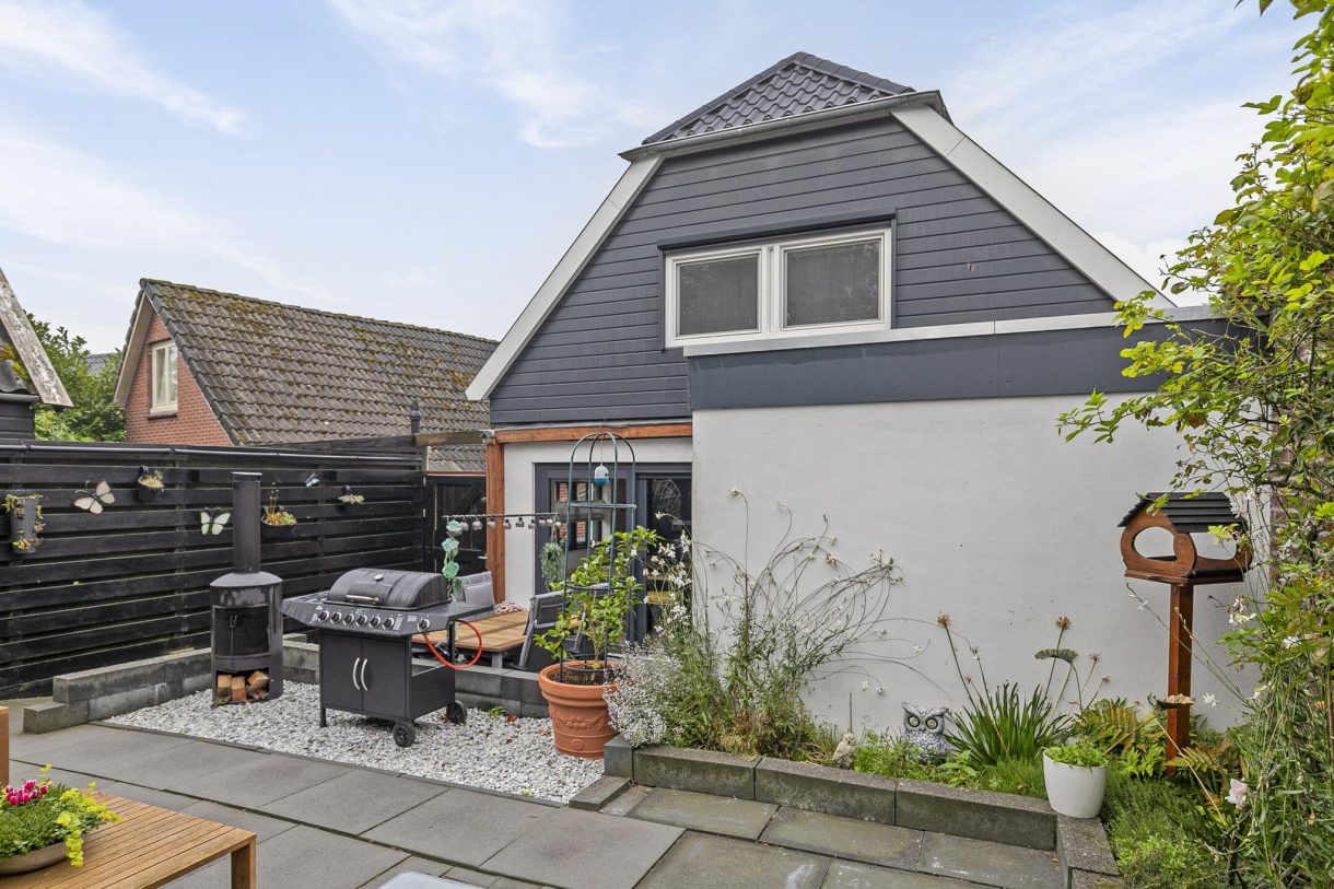 Te koop: Foto Woonhuis aan de Oude Haven 2 in Niezijl