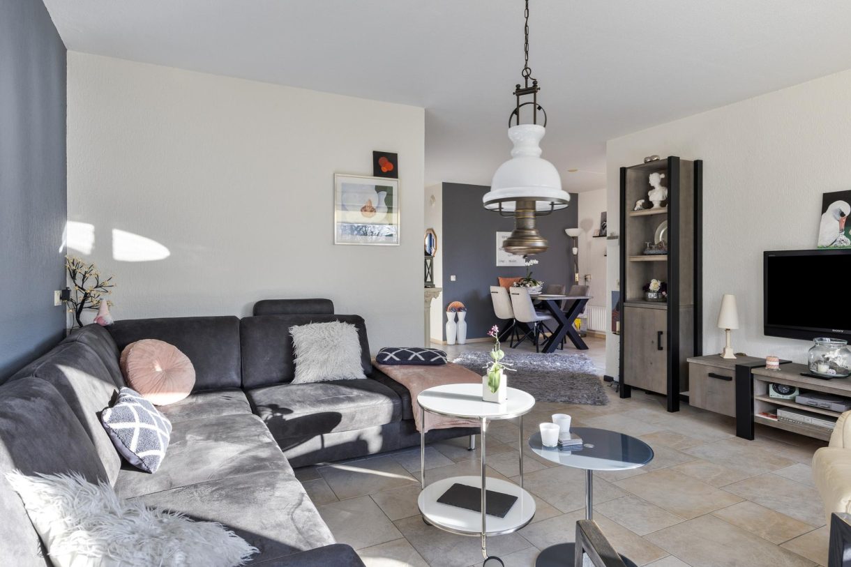 Te koop: Foto Woonhuis aan de Kievitsweg 6 in Grijpskerk