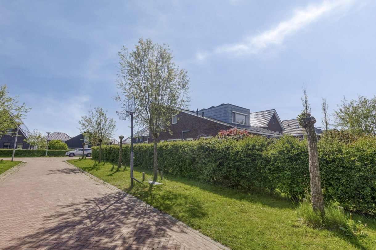 Te koop: Foto Woonhuis aan de De Vuurjuffer 11 in Eelderwolde