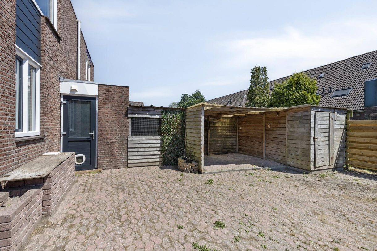 Te koop: Foto Woonhuis aan de Uilenhoek 37 in Delfzijl