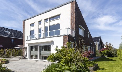 Te koop: Foto Woonhuis aan de De Vuurjuffer 11 in Eelderwolde